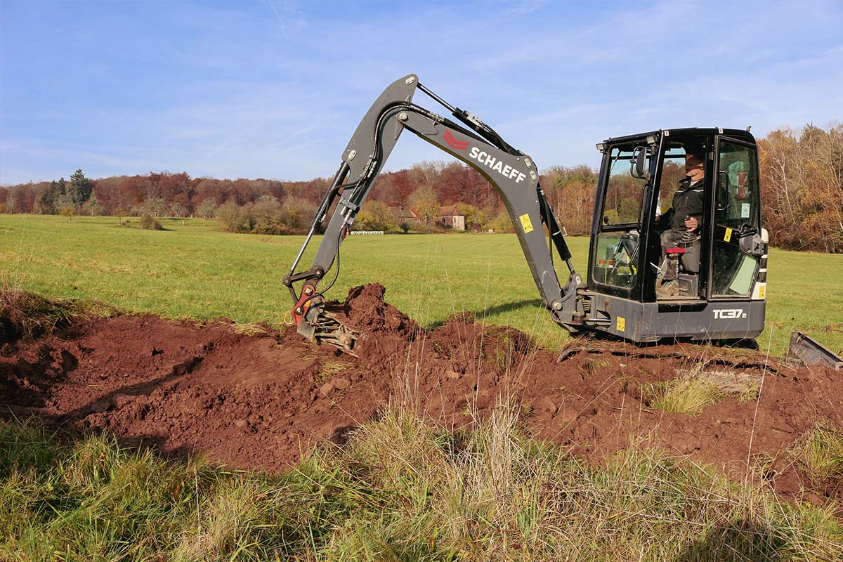 400 m2 Feuchtbiotop ausgehoben